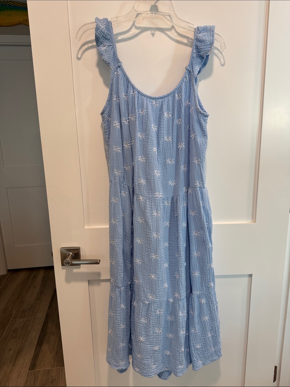 Light Blue Midi Dress with Embroidered Star Motif
